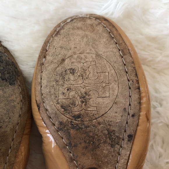 TORY BURCH • Caroline Nude Patent Leather Ballet Flats Stretch Size 5.5 - Picture 9 of 16